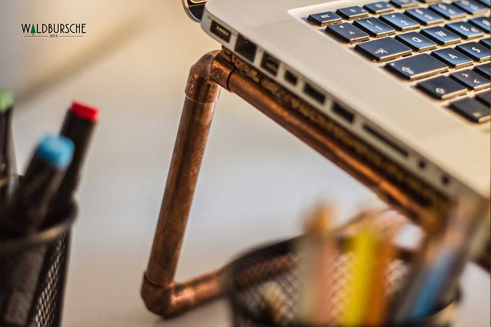 Hadi.marketing_Portfolio_Fotografie_Produkt_Zink_Laptop_Station